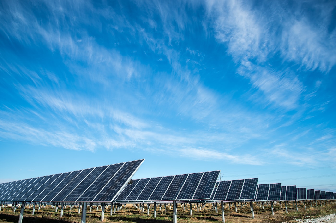 Installation de panneaux photovoltaïques — Com Plus, Brive-la-Gaillarde